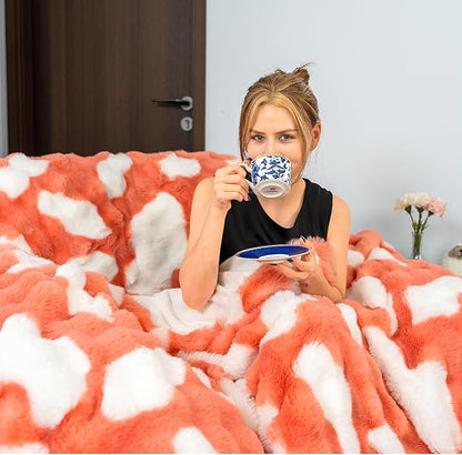 Soft Cow Print Blanket for Couch, Bed, or Living Room – Cozy and Decorative Imitation Rabbit Fur Throw for Home, Seasons and Relaxation