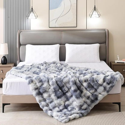 Latepis Faux Fur Throw Blanket for Couch, Soft Luxury Faux Fur Bubble Blanket for Sofa and Bedroom, Plush Thick Warm Cozy Fluffy Blanket for All Seasons, 50” x 60”, Tie-dye Blue