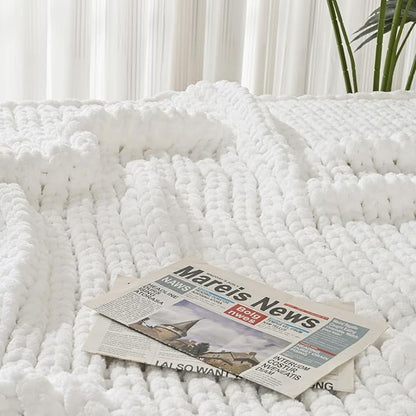 Esterra Chunky Knit Blanket Throw 40"x50", 100% Hand Knitted Chenille Throw Blanket, Cozy Soft Thick Cable Knit Throw Large Rope Knot Crochet Throw Blanket for Sofa Couch Bed, Snow White