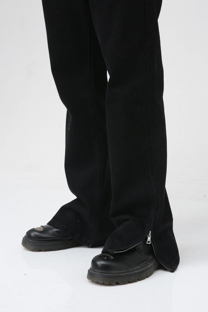 Mid Rise Jeans with Pockets