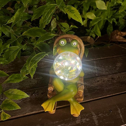 Garden Solar Frog Statue with Glowing Bubble Resin Figurine Outdoor Light Decor Hand-Painted Whimsy for Yard Patio Porch Fairy Decoration Housewarming Unique Gifti for Women