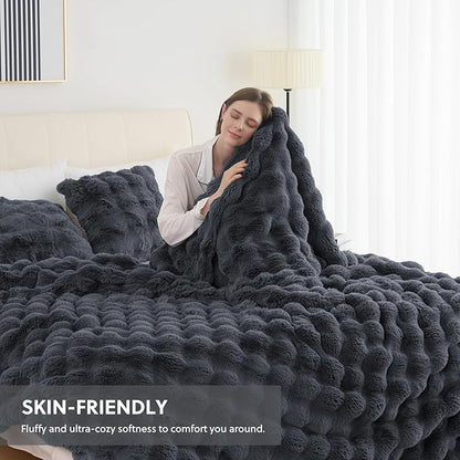 Cozy Faux Fur Throw Blanket for Bed-Warm Fuzzy Throw Blanket, Soft Plush Thick Bubble Blankets for Bedroom and Living Room, Furry Luxury Blanket, 90 x 108, Grey
