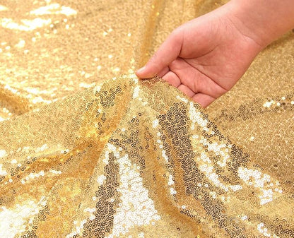 SquarePie Sequin Tablecloth 90 x 156 Inch Gold Sparkly Table Linen for Wedding Party
