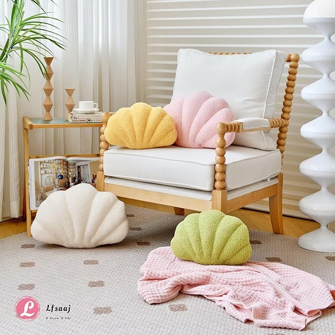 Seashell Throw Pillows, Shell Shaped Throw Pillows, 18 Inch Soft Home Decorative Pillow Plush Cushion for Bed Couch Living Sofa Room Decor Accent Throw Pillow (Beige 18Inch)
