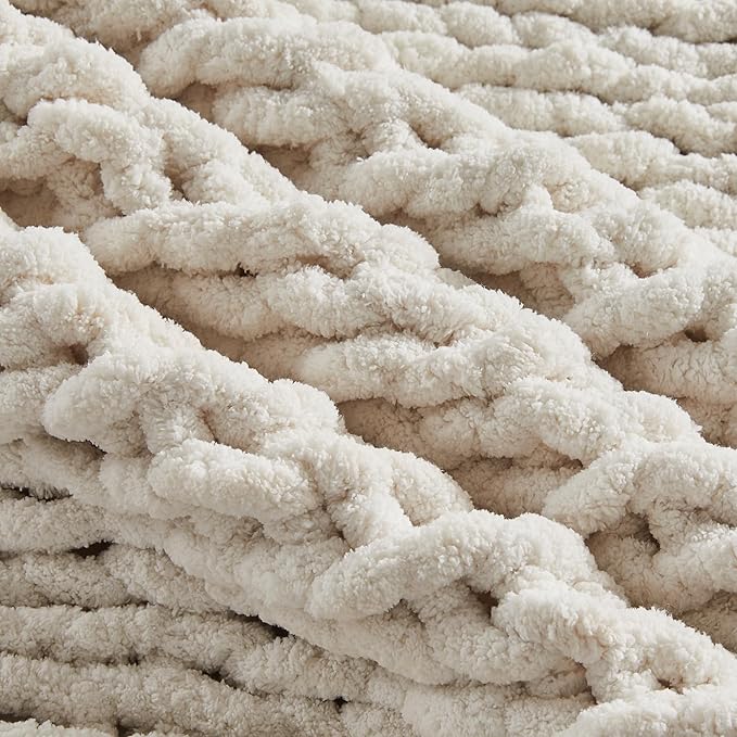 Carriediosa Chunky Knit Throw Blanket 60" X 80" Twin, 100% Hand Made Large Chenille Loop Yarn Soft Fluffy Throws for Couch Sofa Bed, Big Crochet Cozy Heavy Thick Cable Woven Blankets, Cream White