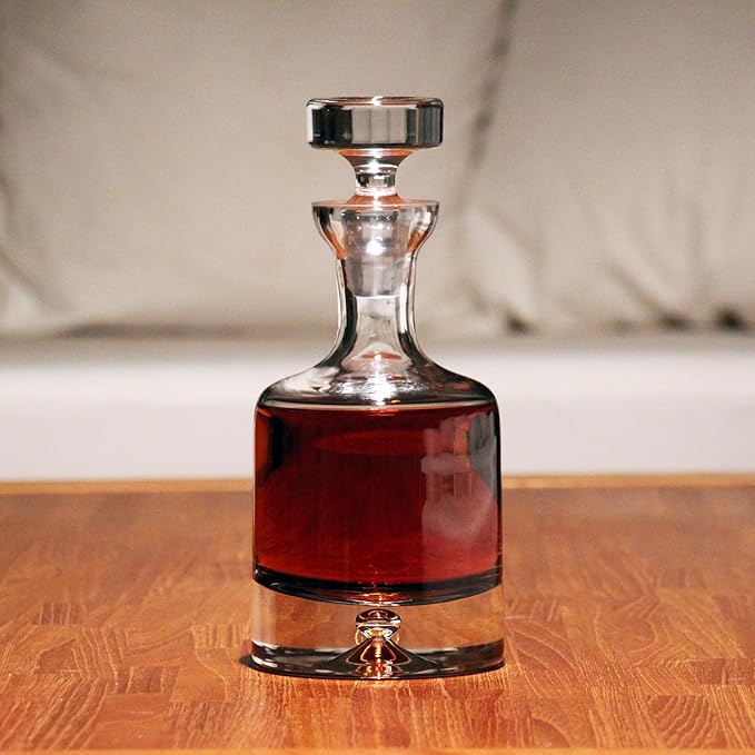 Ravenscroft Crystal | Elegant European-Made Hand-Blown Taylor Decanter w/Stopper | 100% Lead-Free Crystalline | 35 FL Oz | Gift-Boxed