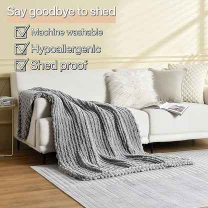 Maetoow Tighter Version Chenille Chunky Knit Blanket Throw （60×80 Inch）, Handmade Warm & Cozy Blanket Couch, Bed, Home Decor, Soft Fleece Banket, Boho Thick Blankets and Giant Yarn Throws，Brown