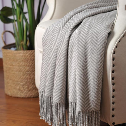 CUDDLE DREAMS Silk Throw Blanket with Hand-Knotted Fringe, Natural, Soft & Breathable (Herringbone Gray)