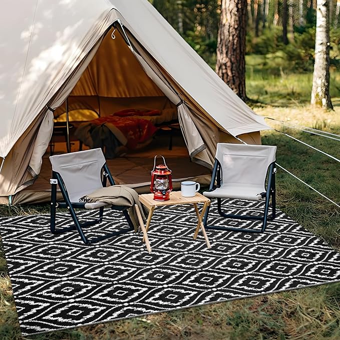 OLANLY Outdoor Rug 5x8 ft Waterproof, Outdoor Plastic Straw Rug with Geometric Pattern Clearance, Reversible RV Mat for Patio, Camping, Balcony, Deck, Backyard, Black & White