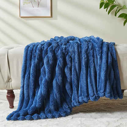 NEWCOSPLAY Super Soft Twin Blanket Navy Premium Silky Flannel Fleece 3D Ribbed Jacquard Lightweight Bed Blanket All Season Use (Navy Ribbed, Twin(60"x80"))