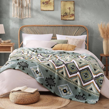 CASAAGUSTO Boho Sherpa Throw Blanket, Aztec Throw Blanket,Ultra Soft, Warm, Cozy, Plush, Thick Fleece Blanket for Couch, Bed, Sofa (Olive Green 50 * 60 Inch)