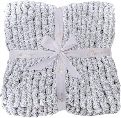 Bigacogo Chunky Knit Throw Blanket for Couch, 51x63 inches, 100% Hand Knitted with Thick Jumbo Chenille Yarn, Cozy Soft Large Rope Knot Cable Crochet Blankets for Sofa Bed Living Room, Light Grey