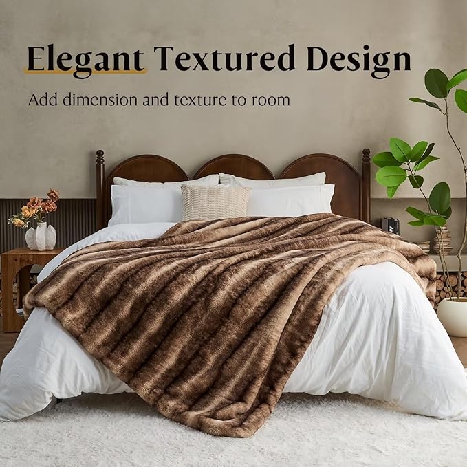 Luxury Faux Fur Blanket - Soft Warm Plush Blankets for Couch Sofa Bed, Fluffy Thick Throws for Bedroom, Office, Living Room, Decorative Reversible, Not Easy to shed - 50"x60", Brown