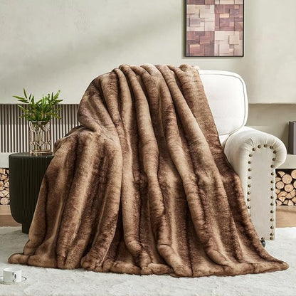 Luxury Faux Fur Blanket - Soft Warm Plush Blankets for Couch Sofa Bed, Fluffy Thick Throws for Bedroom, Office, Living Room, Decorative Reversible, Not Easy to shed - 70"x90", Brown
