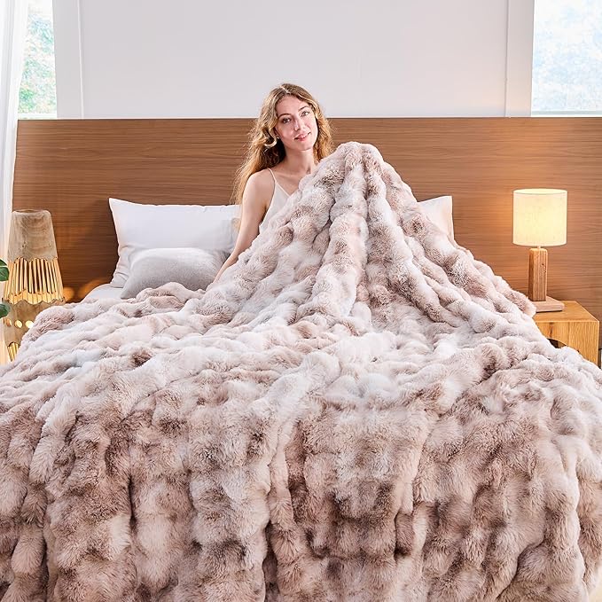 Lotus Karen Faux Fur Throw Blanket Tie-Dye Beige - Big Bubble Rabbit Fluff Blanket for Couch, Small Fluffy Fuzzy Cozy Blankets,Thick Furry Plush Shaggy Blankets,50x60 Inches