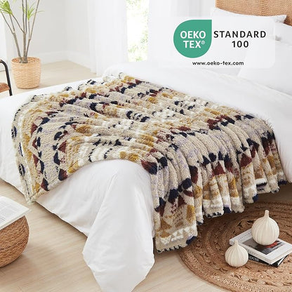 CASAAGUSTO Boho Sherpa Throw Blanket, Aztec Throw Blanket, Ultra Soft, Warm, Cozy, Plush, Thick Fleece Bohemian Blanket for Couch, Bed, Sofa (Khaki 50 * 60 Inch)