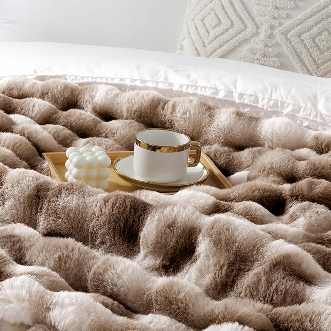 Touchat Luxury 1000GSM Rabbit Faux Fur Blanket, Super Heavy Warm Cozy Brown Blankets for Couch Bed Sofa, Ruched Plush Fuzzy Elegant Soft Reversible Mink Blanket for Living Room Bedroom, 60" x 80"