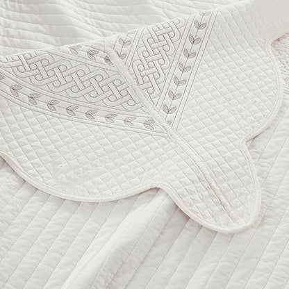 MarCielo 100% Cotton Quilt Set White Lightweight Bedspread with Scalloped Edge, Farmhouse Vintage Bedding, All Season Use(TC Off-White,Queen (96"x102"))
