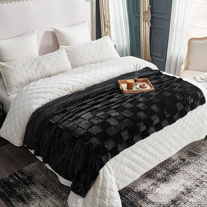 Cozy Bliss Checkered White Faux Rabbit Fur Throw Blanket, Soft Fuzzy Fluffy Minky Cream Furry Blankets for Couch, Bed (Black, King(108" x 90")
