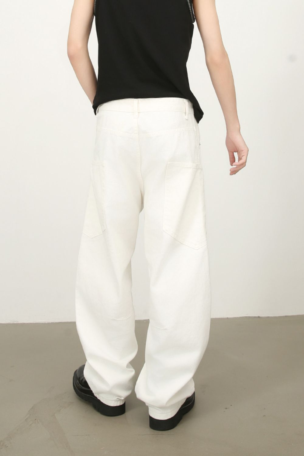 Men's Mid Rise Wide Leg Jeans