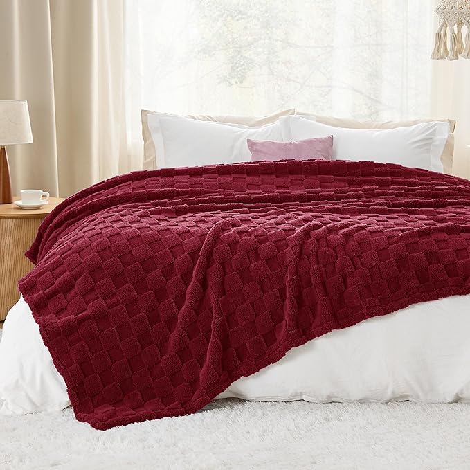 Bedsure GentleSoft Blankets Queen Size for Bed - Super Soft Cozy Blanket for Women Men Girls, Large Fuzzy Fleece Throw for Bedroom Decor, Red, 90x90 Inches