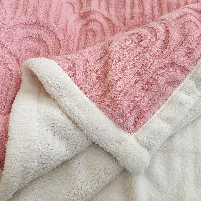 UKELER Sherpa Bed Blanket 80 × 90 inch, Ultra Soft Queen Size Throw Blanket for All Season, Cozy Plush Arch Fleece Blankets for Bedroom Living Room Dorm Hostel Sofa Camping, Light Green