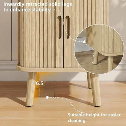 Alohappy Mid Century Modern End Table, Fluted Wood Nightstand with Sliding Tambour Door, Curved Round Edge Side Table with Storage Cabinet for Bedroom, Living Room, Natural Oak