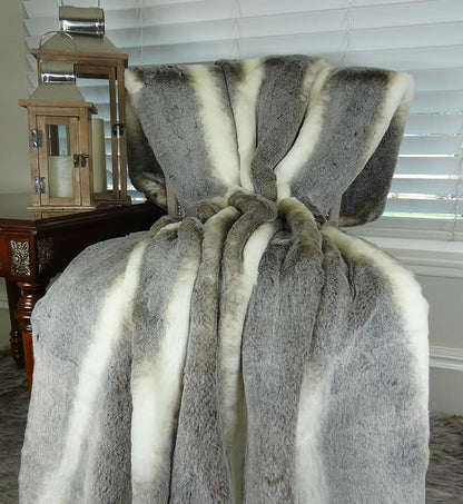 Tissavel Chinchilla Faux Fur Throw Blanket & Bedspread - Chinchilla Faux Fur - Gray Ivory Chinchilla Fur Throw - Luxury Soft Fur, Made in US, 16444