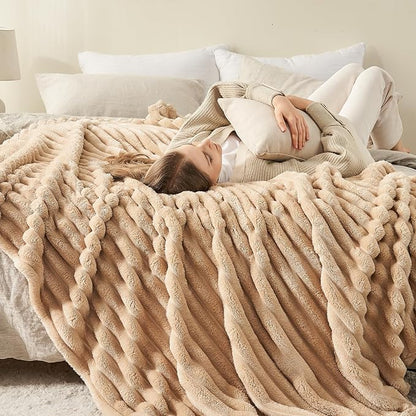 NEWCOSPLAY Super Soft Twin Blanket Brown Premium Silky Flannel Fleece 3D Ribbed Jacquard Lightweight Bed Blanket All Season Use (Brown Ribbed, Twin(60"x80"))
