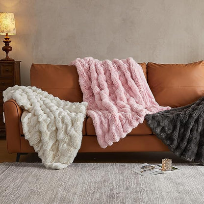 JELLYMONI Faux Fur Throw Blanket, Dark Grey Cozy Plush Bubble Bed Blanket, Thick and Warm King Size (108" x 90")