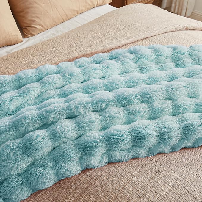 JELLYMONI Faux Fur Throw Blanket, Blue Cozy Plush Bubble Bed Blanket, Thick and Warm, Queen (90" x 90")