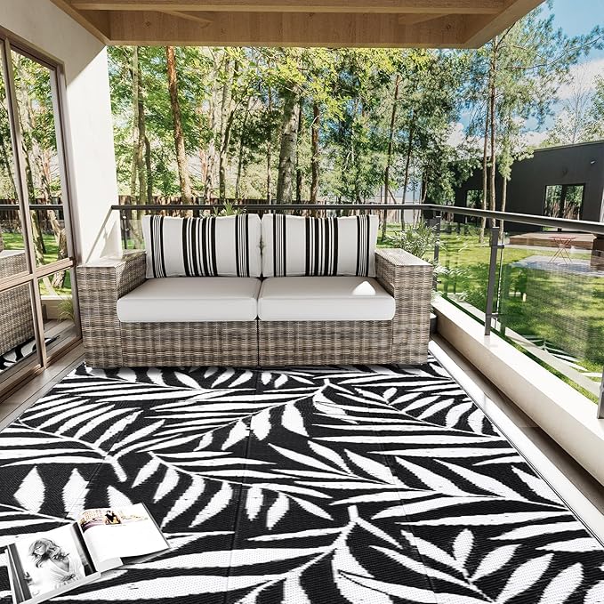 OLANLY Waterproof Outdoor Rug 6x9 ft, Reversible Outdoor Plastic Straw Rug with Leaf Pattern, RV Mat, Indoor Outdoor Carpet for Patio, Camping, Balcony, Deck, Backyard, Black & White