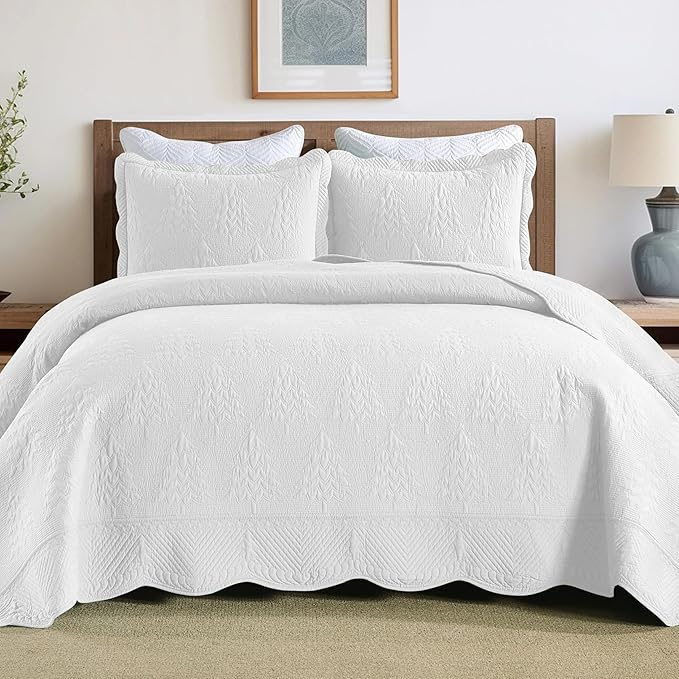 MarCielo 3-Piece Christmas Quilt 100% Cotton Oversized Bedspread Lightweight Coverlet Embroidery Christmas Tree Pattern Bedding Set (TC Bright White, Oversized King (118"x106"))