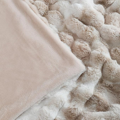 UKELER Camel Faux Fur Throw Blanket 50''x60'' Decorative Shaggy Velvet Blanket Fluffy Cozy Plush Warm Bed Throws for Couch, Sofa, Office, Camping