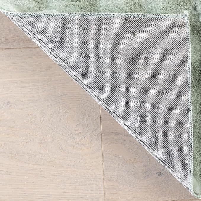 nuLOOM 5' x 8' Cozy Plush Area Rug, Machine Washable, Non-Slip, Soft Fluffy Shag Carpet for Living Room Bedroom Kids Room Nursery Home Decor, Jeni Green