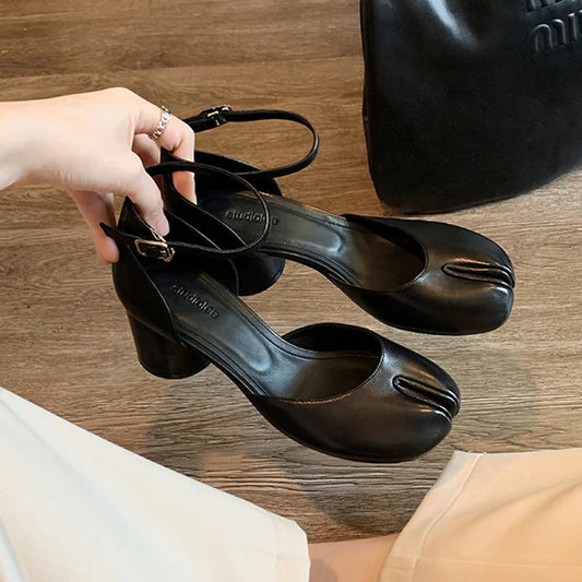 Zapatos de tacón modernos para mujer, de tacón alto redondo, de cuero, con punta cuadrada dividida, sandalias de primavera-verano, Mary Janes, zapatos de tacón para mujer