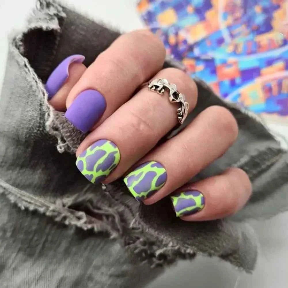 24Pcs Pink French Cartoon Snail Press-On False Nails