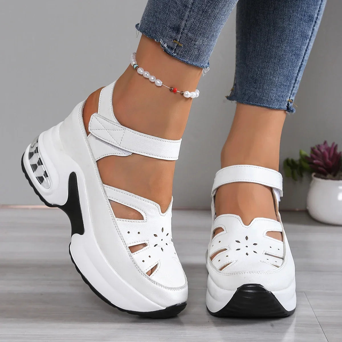 Women Sandals New Closed Toe Office and Career Summer Solid Wedge Shoes for Women New High Quality Buckle Strap Sandals Women