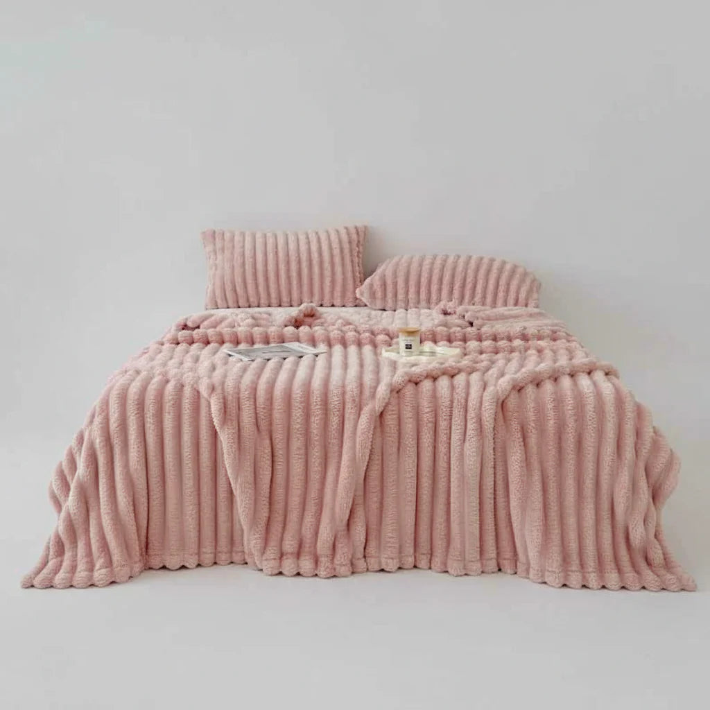 Faux Rabbit Fur Throw Blanket – Soft Warm All-Season Couch Blanket