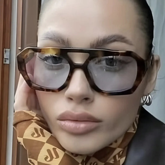 Gafas de senderismo para mujer, poligonales de doble puente, antirreflectantes, de lujo, minimalistas, con diseño de estampado de leopardo, UV400