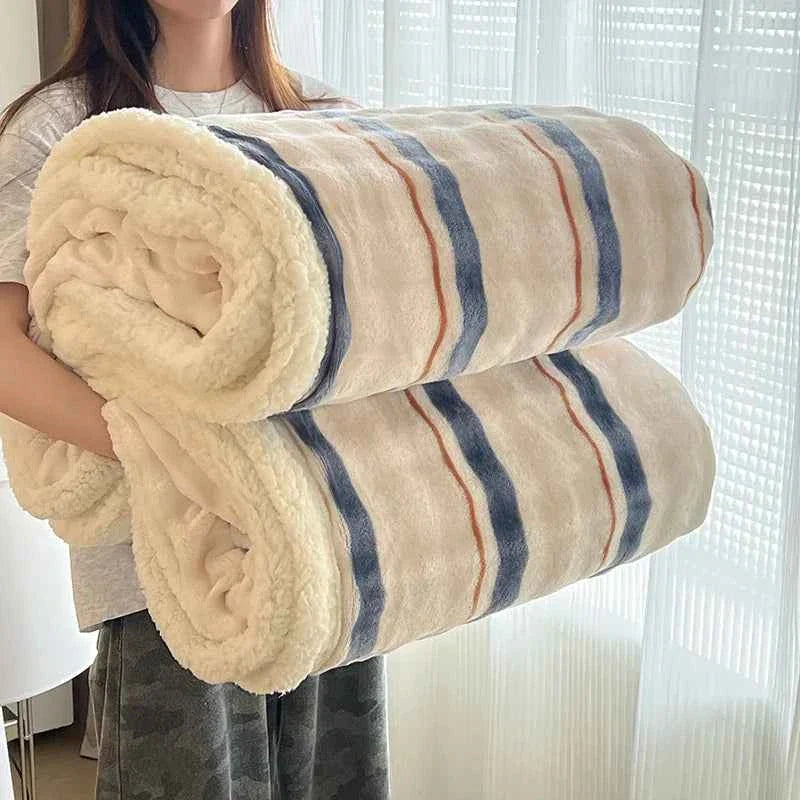 Double Sided Faux Rabbit Fur Blanket – Thick Soft Lightweight Throw