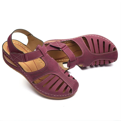 Summer Women Sandals Retro Hollow Out Leather Shoes Comfortable Soft Sole Ladies Beach Sandals Female Breathable Wedge Sandalia