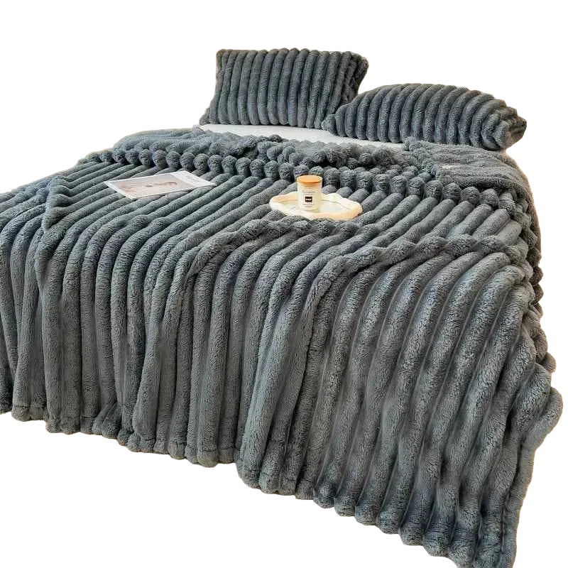 Faux Rabbit Fur Throw Blanket – Soft Warm All-Season Couch Blanket
