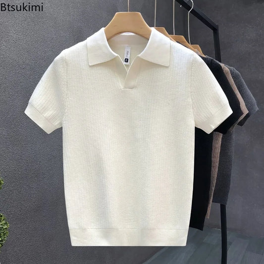2026 Camisetas de hombre de verano estilo coreano, ajustadas, resistentes a las arrugas, con cuello, de color liso, de manga fina casual, tops de punto de moda