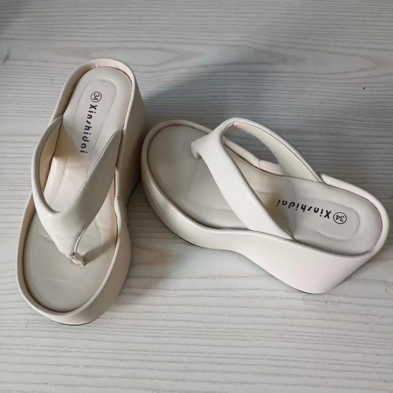 Women Slippers Height Increase Thick Soled Flip Flops Women's Summer Outside Pinch Feet Slippers Women Wedge Heel Sandals