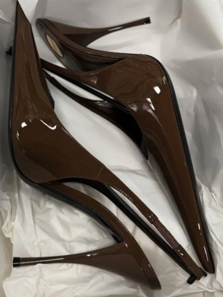 2026 Spring/Summer New Pointed Stiletto Sandals Fashionable and Sexy Party Wedding Women's High Heel Sandals