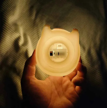 Kawaii Capybara Night Light - Cute Cartoon Silicone Creative Bedside Sleep Lamp