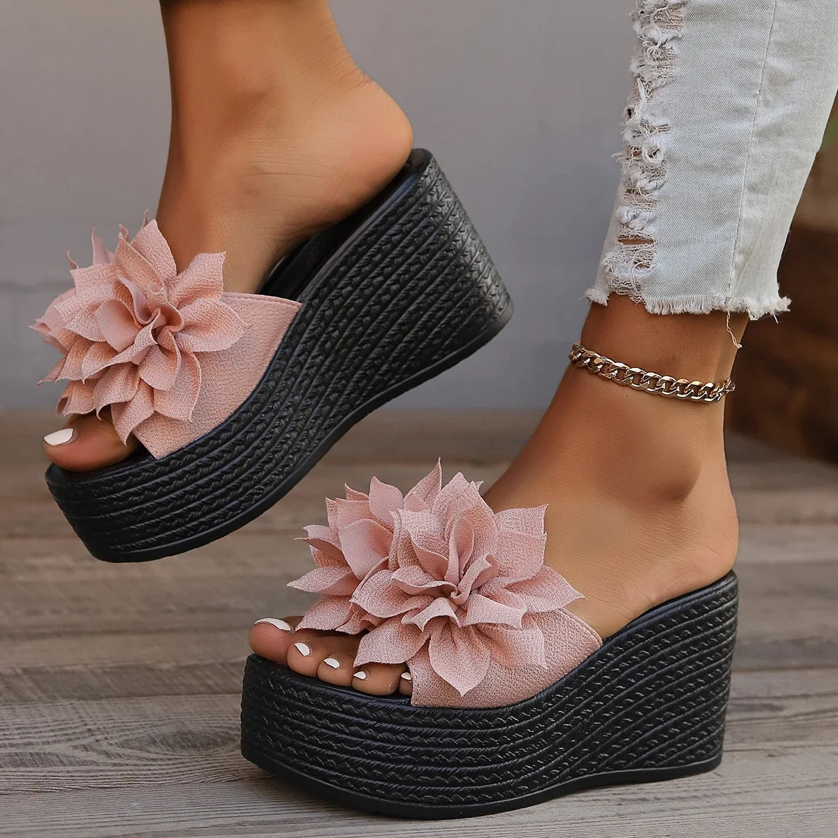 Women Platform Slippers 2024 New Summer Beach Wedges Sandals Fashion Flower Casual Slippers Women High Heel Slippers Women
