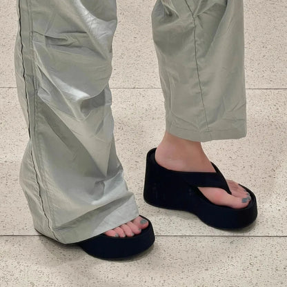 Women Slippers Height Increase Thick Soled Flip Flops Women's Summer Outside Pinch Feet Slippers Women Wedge Heel Sandals