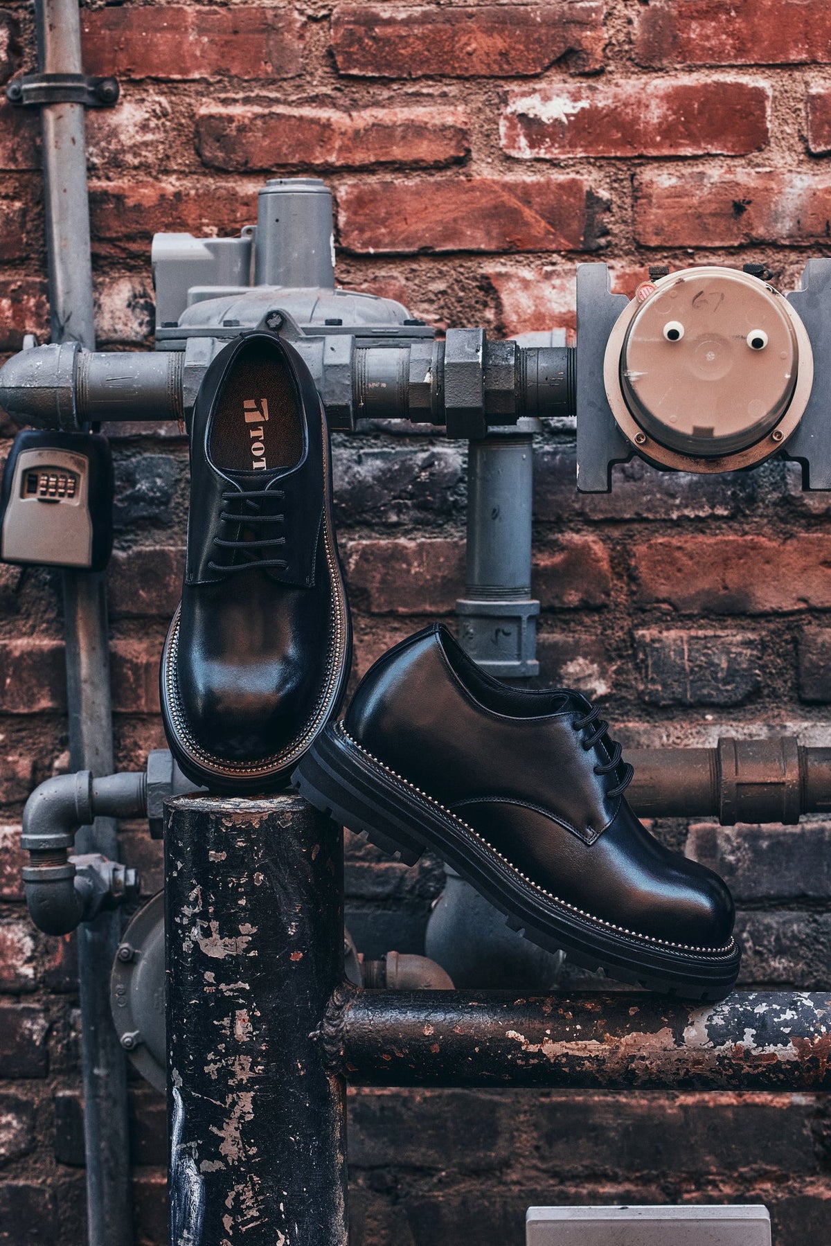 TOTO - W0981 - 3.3 Inches Taller (Black) - Low Top Chunky Sole Casual Derbies